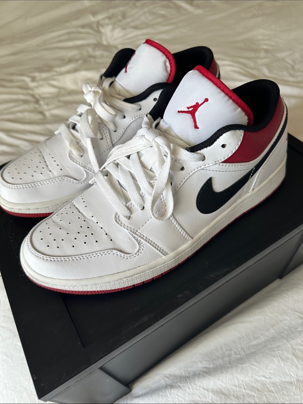 Nike Jordan 1 Low White University Red Black